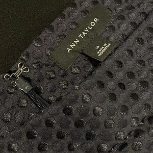 ~ Ann Taylor 16 Black Jacquard Pleated A-Line Full Skirt Polka Dot texture ~